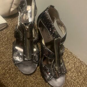 Michael Kors Glittering Silver Heels